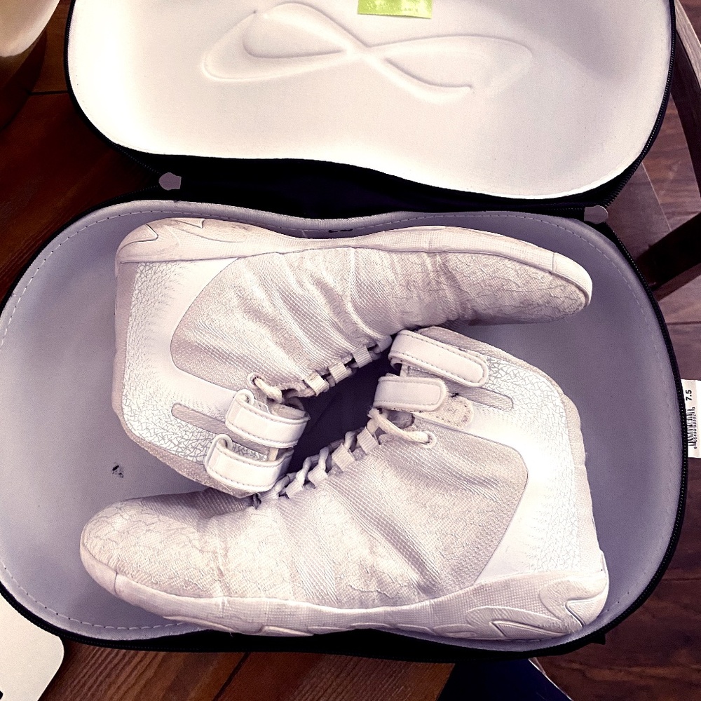 Nfinity Cheer Shoes